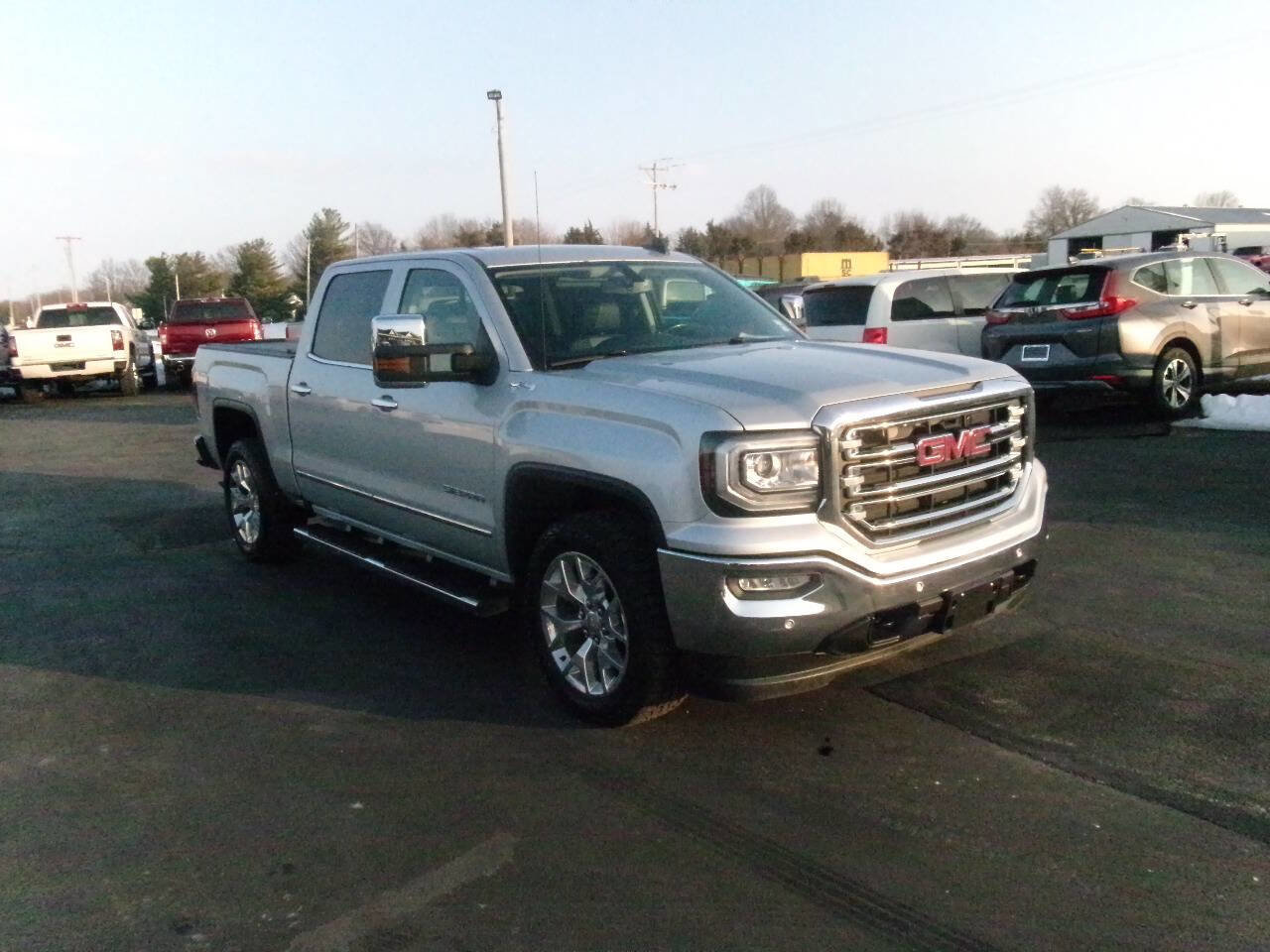 Used 2017 GMC Sierra 1500 SLT w/ SLT Premium Package image 2