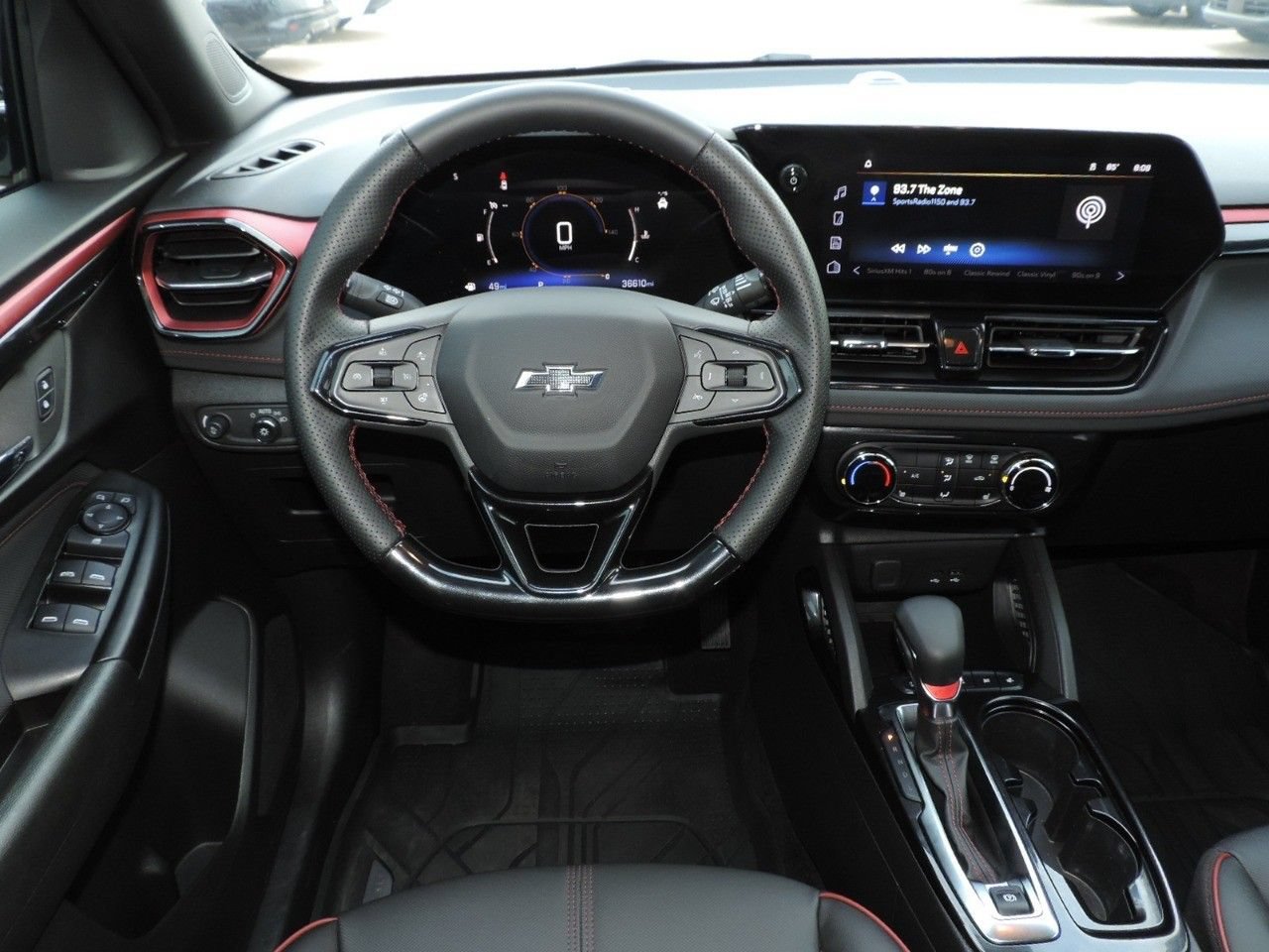 Used 2024 Chevrolet TrailBlazer RS w/ Driver Confidence Package FWD image 22