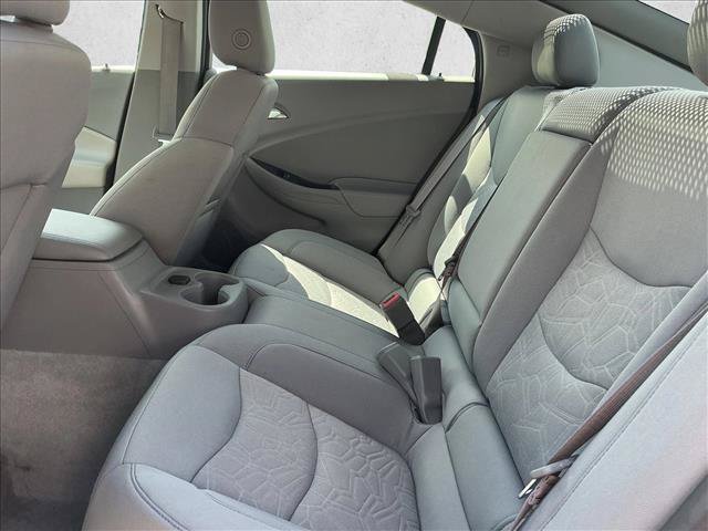 Used 2017 Chevrolet Volt LT w/ Comfort Package FWD image 13