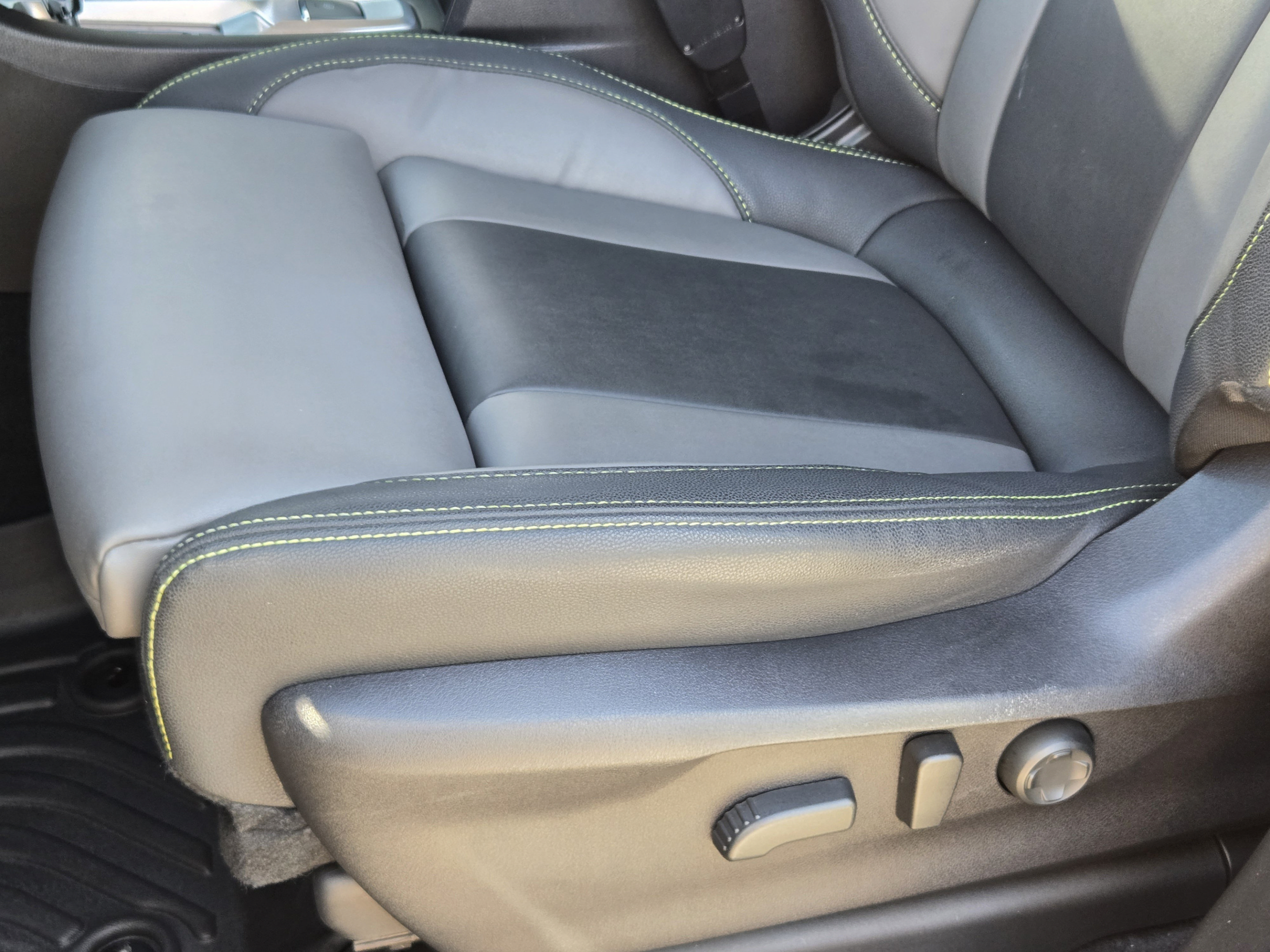 Used 2023 Subaru Ascent Onyx Edition Limited AWD/4WD image 21