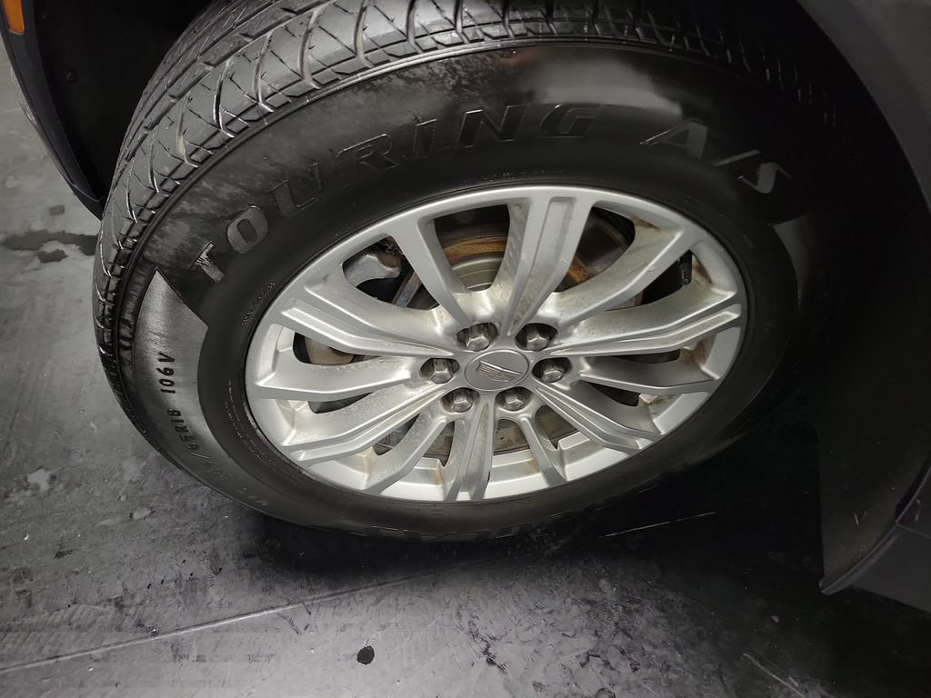 Used 2019 Cadillac XT5 FWD image 14