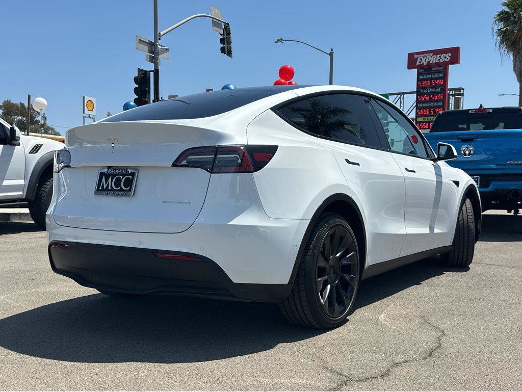 Used 2021 Tesla Model Y Long Range AWD/4WD image 13