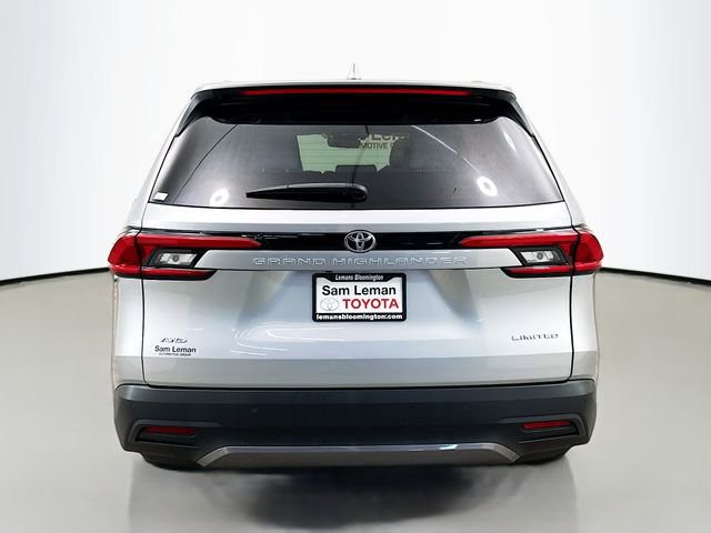 Used 2024 Toyota Grand Highlander Limited image 6