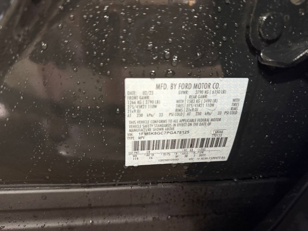Used 2023 Ford Explorer ST w/ Equipment Group 401A AWD/4WD image 40