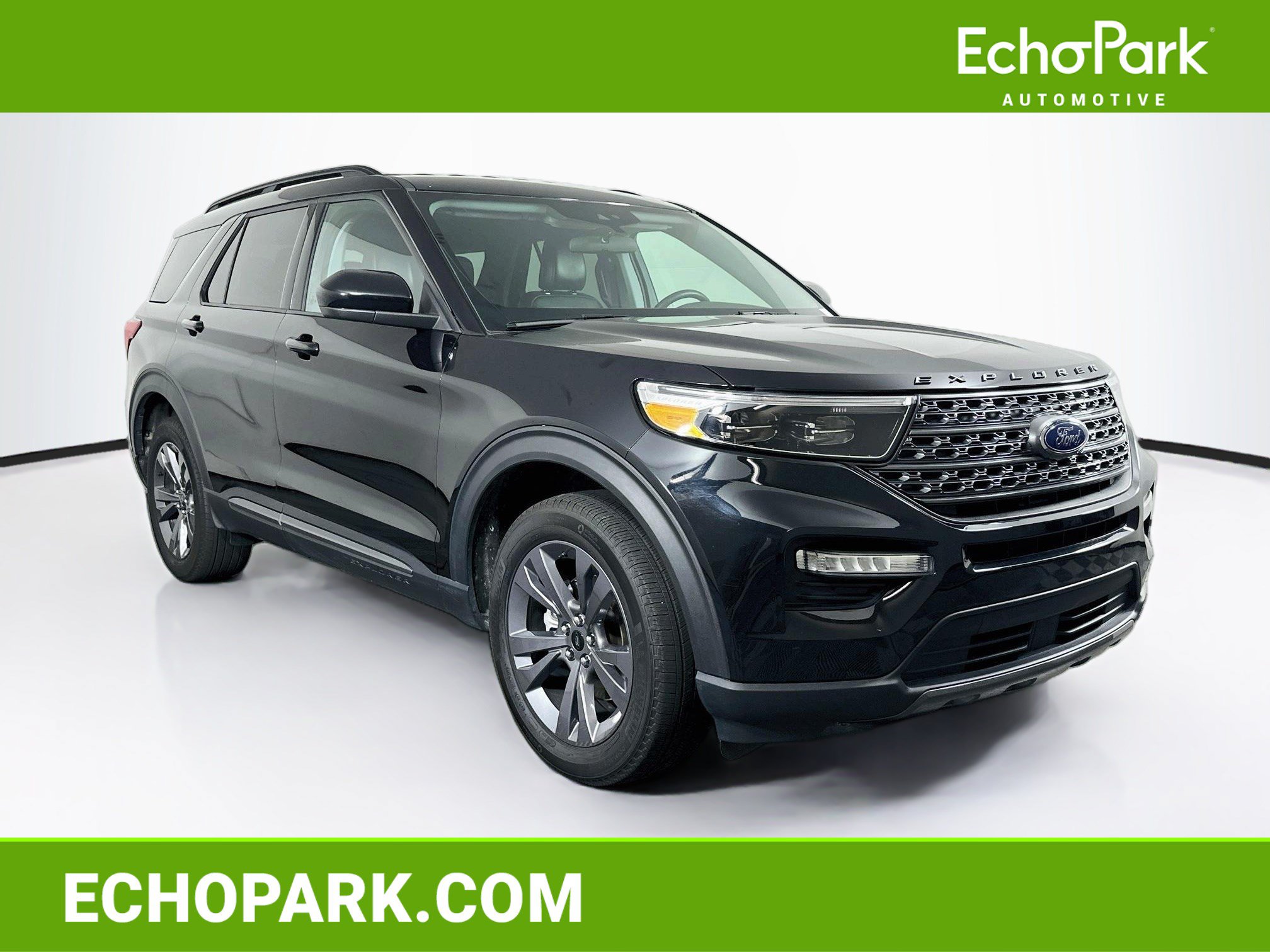 Used 2024 Ford Explorer XLT w/ Equipment Group 202A AWD/4WD image 1