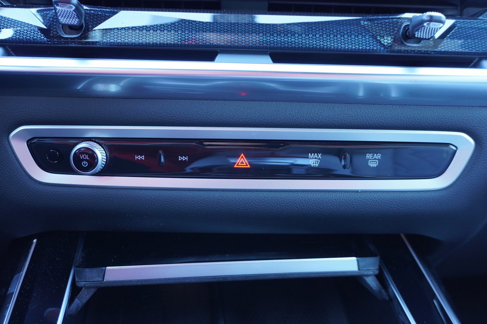 New 2025 BMW X7 xDrive40i w/ M Sport Package image 7