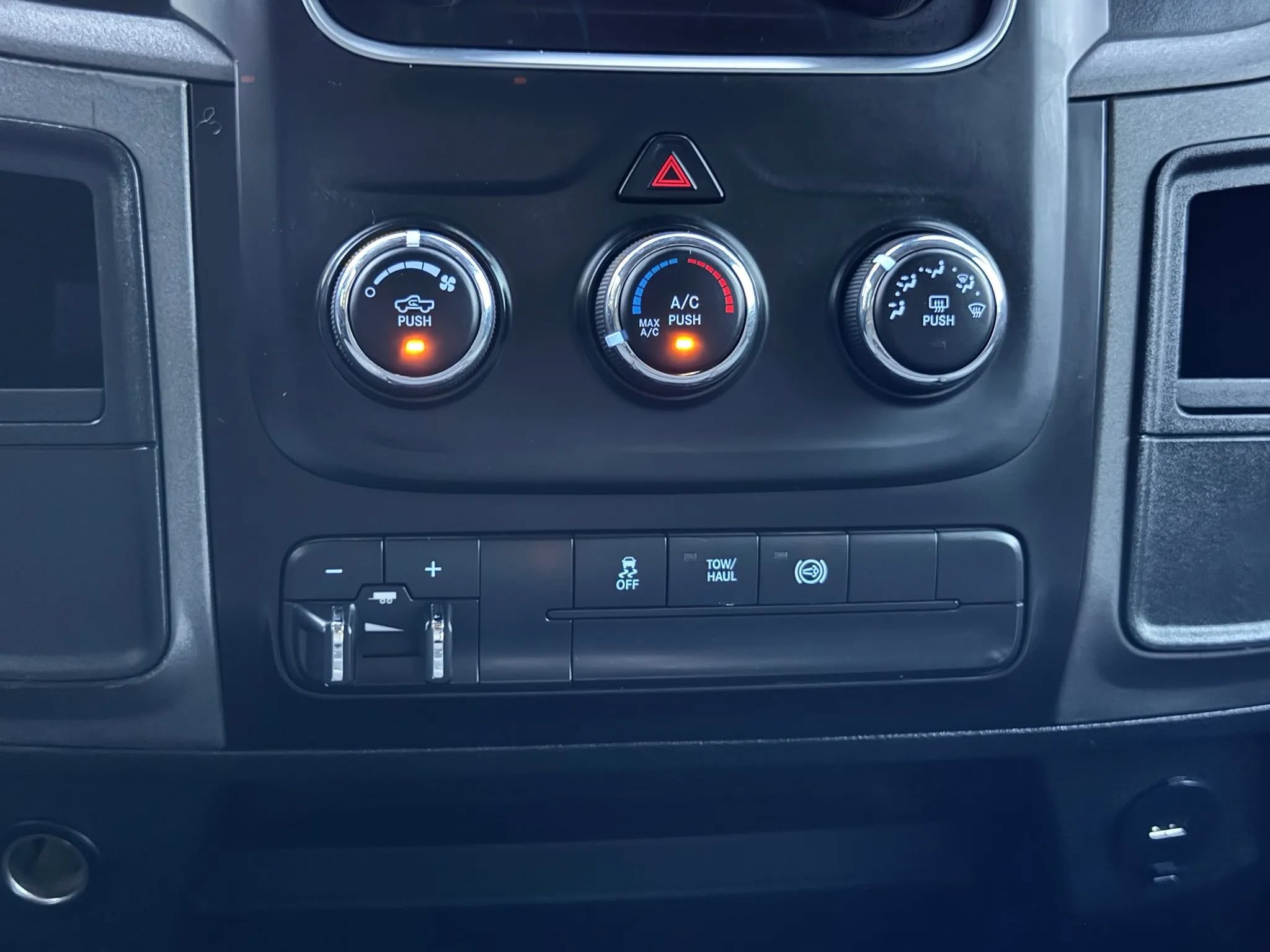 Used 2018 RAM 3500 Tradesman w/ Popular Equipment Group AWD/4WD image 25