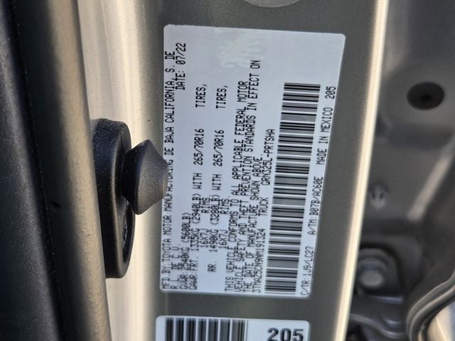 Used 2022 Toyota Tacoma TRD Off-Road w/ TRD Premium Off Road Package RWD image 34