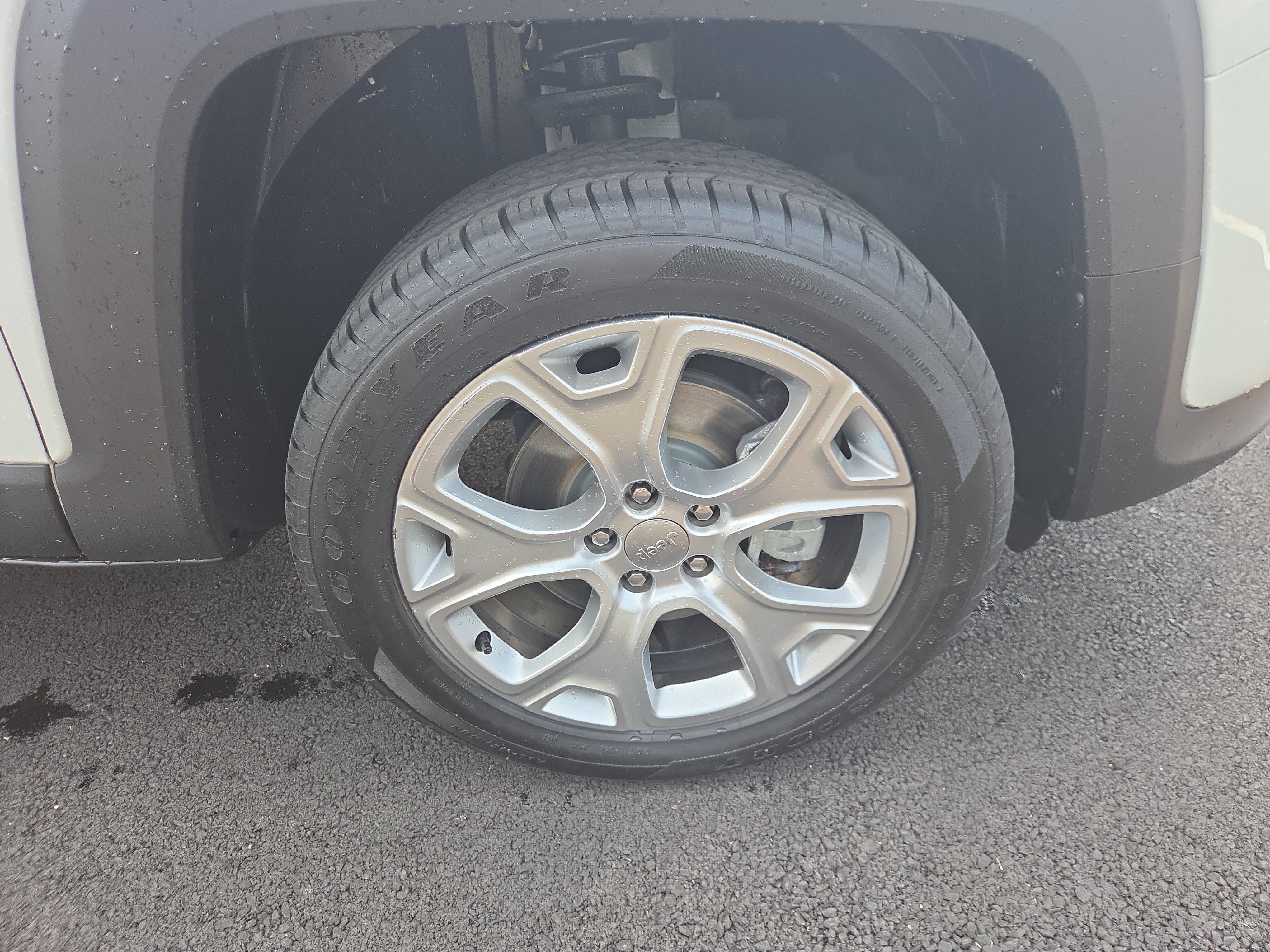 Certified 2022 Jeep Renegade Limited AWD/4WD image 30