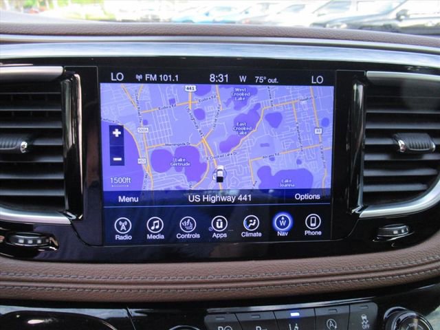 Used 2017 Chrysler Pacifica Limited FWD image 25