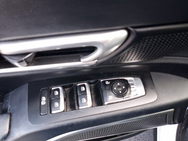 Used 2022 Kia Telluride LX image 14