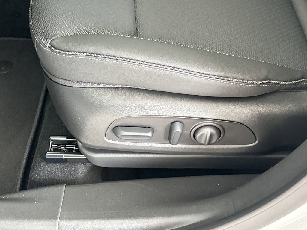 New 2026 Buick Encore GX Preferred w/ Comfort Package FWD image 14