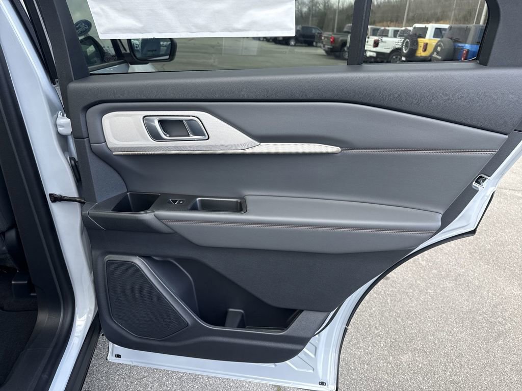 New 2026 Ford Explorer Active w/ Active Comfort Package AWD/4WD image 24