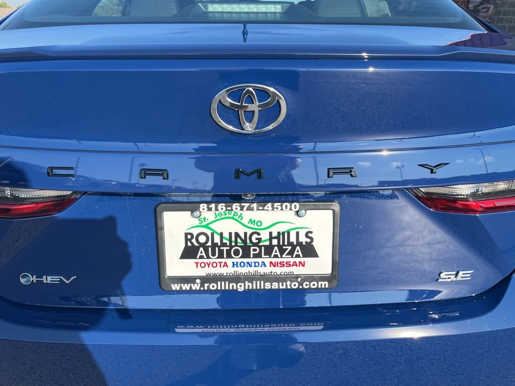 New 2026 Toyota Camry SE image 43