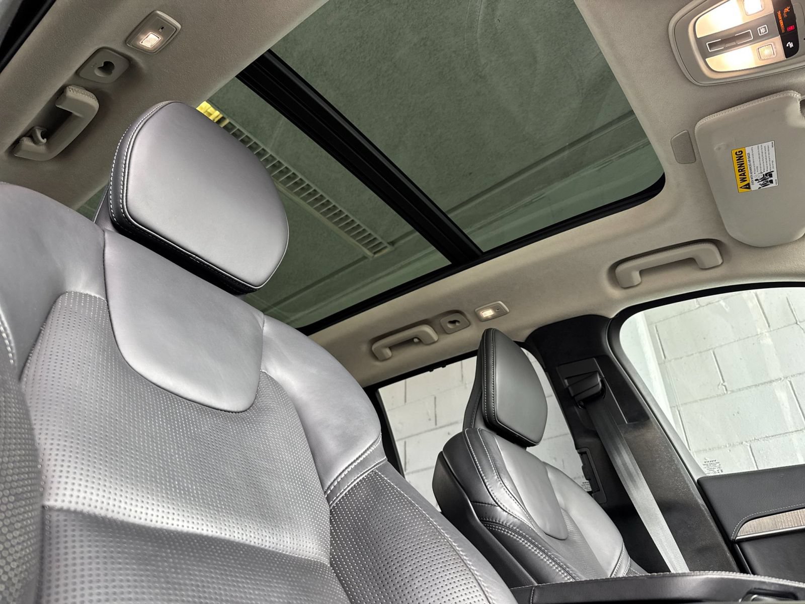 Certified 2024 Volvo XC90 T8 Ultimate w/ Lounge Package AWD/4WD image 22