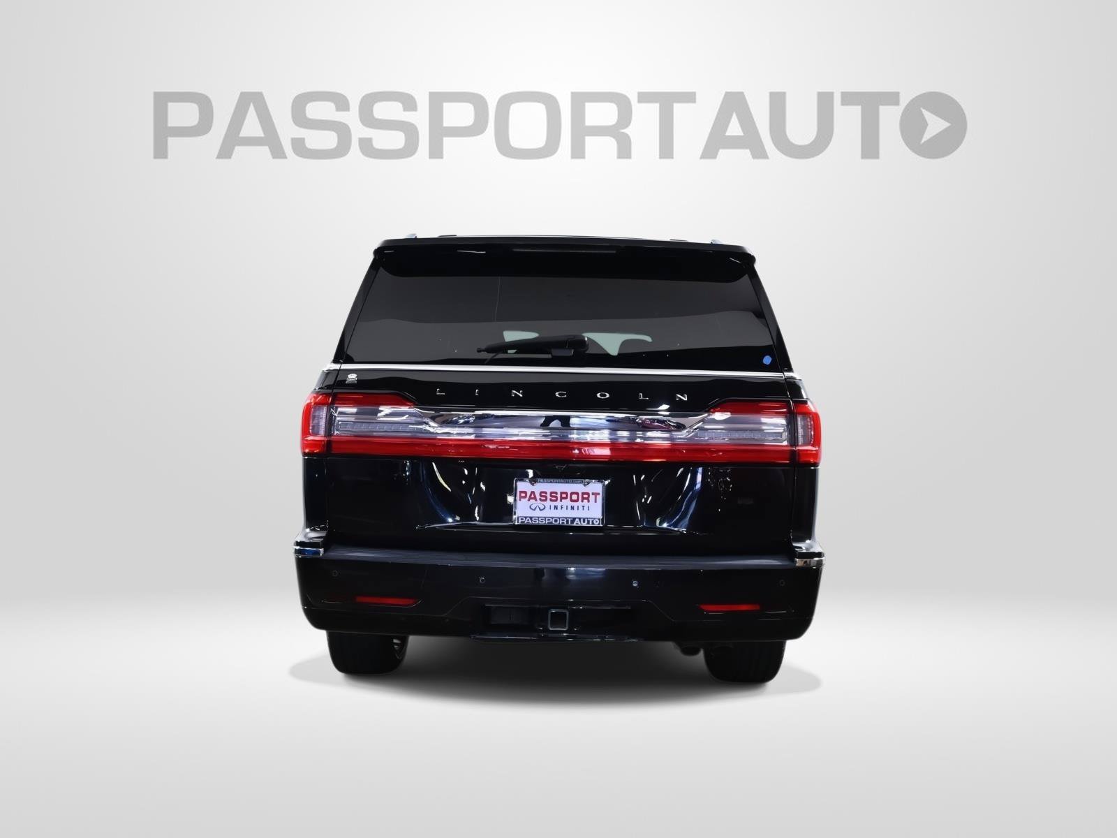 Used 2021 Lincoln Navigator L Reserve w/ Luxury Package AWD/4WD image 5
