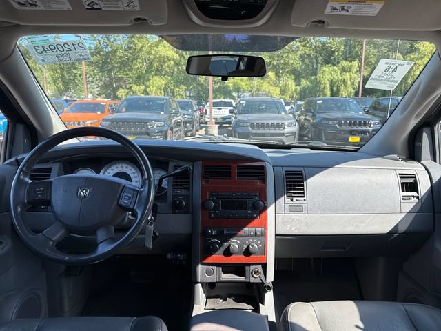 Used 2004 Dodge Durango SLT AWD/4WD image 11