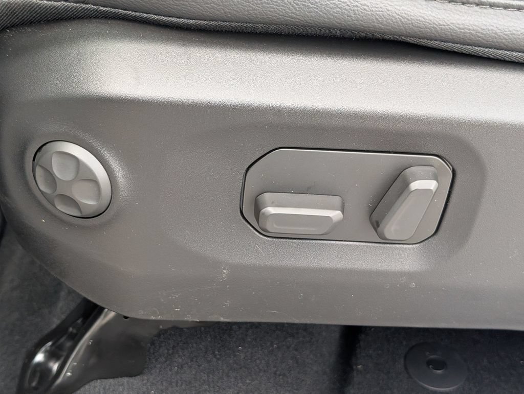 New 2026 Jeep Gladiator Sport AWD/4WD image 12