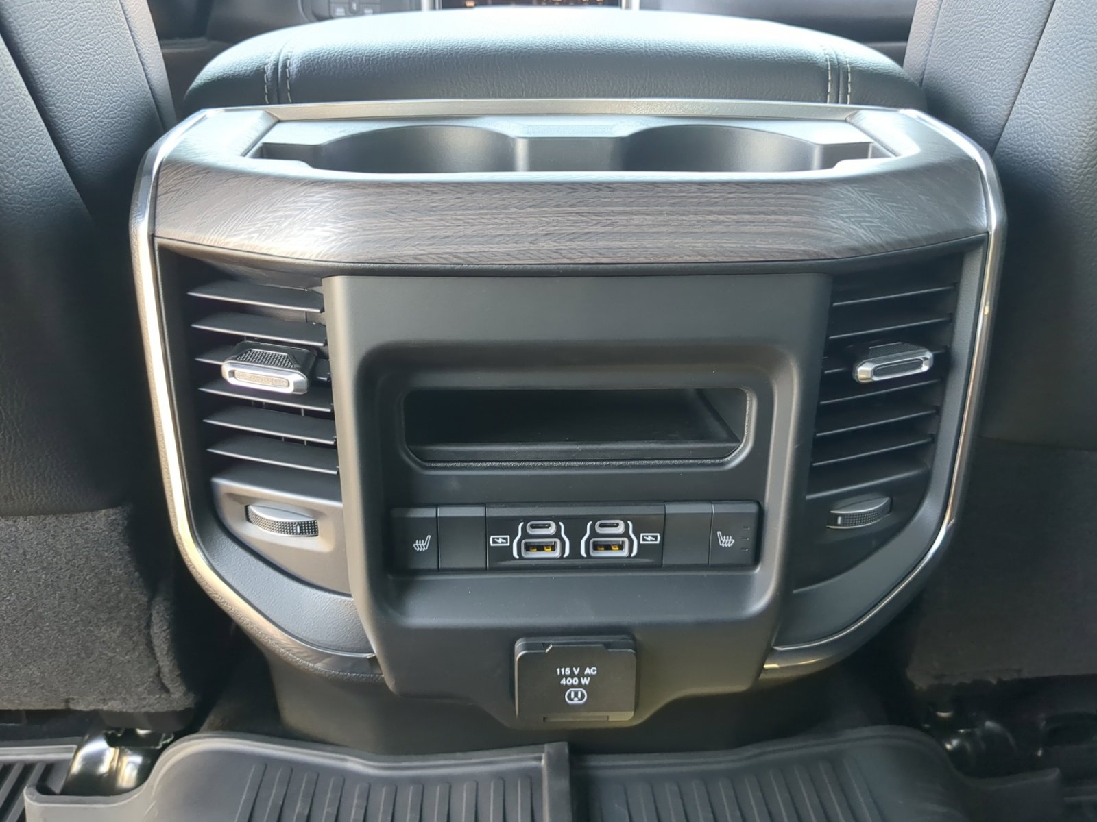 New 2026 RAM 3500 Laramie image 32