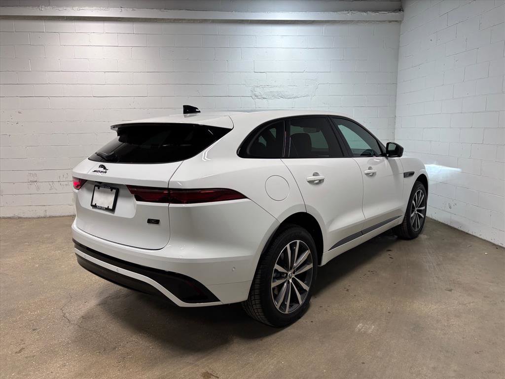 New 2026 Jaguar F-PACE R-Dynamic S image 6