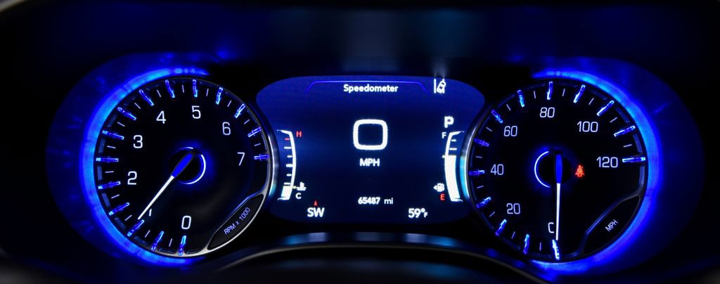 Used 2023 Chrysler Pacifica Touring-L image 25