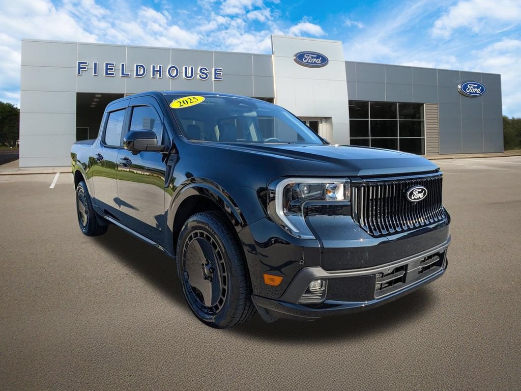 Used 2025 Ford Maverick Lobo AWD/4WD image 3