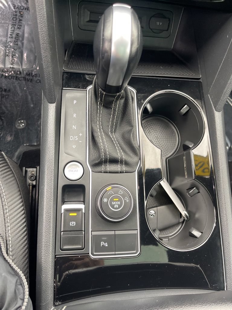 Used 2023 Volkswagen Atlas Cross Sport SEL AWD/4WD image 19