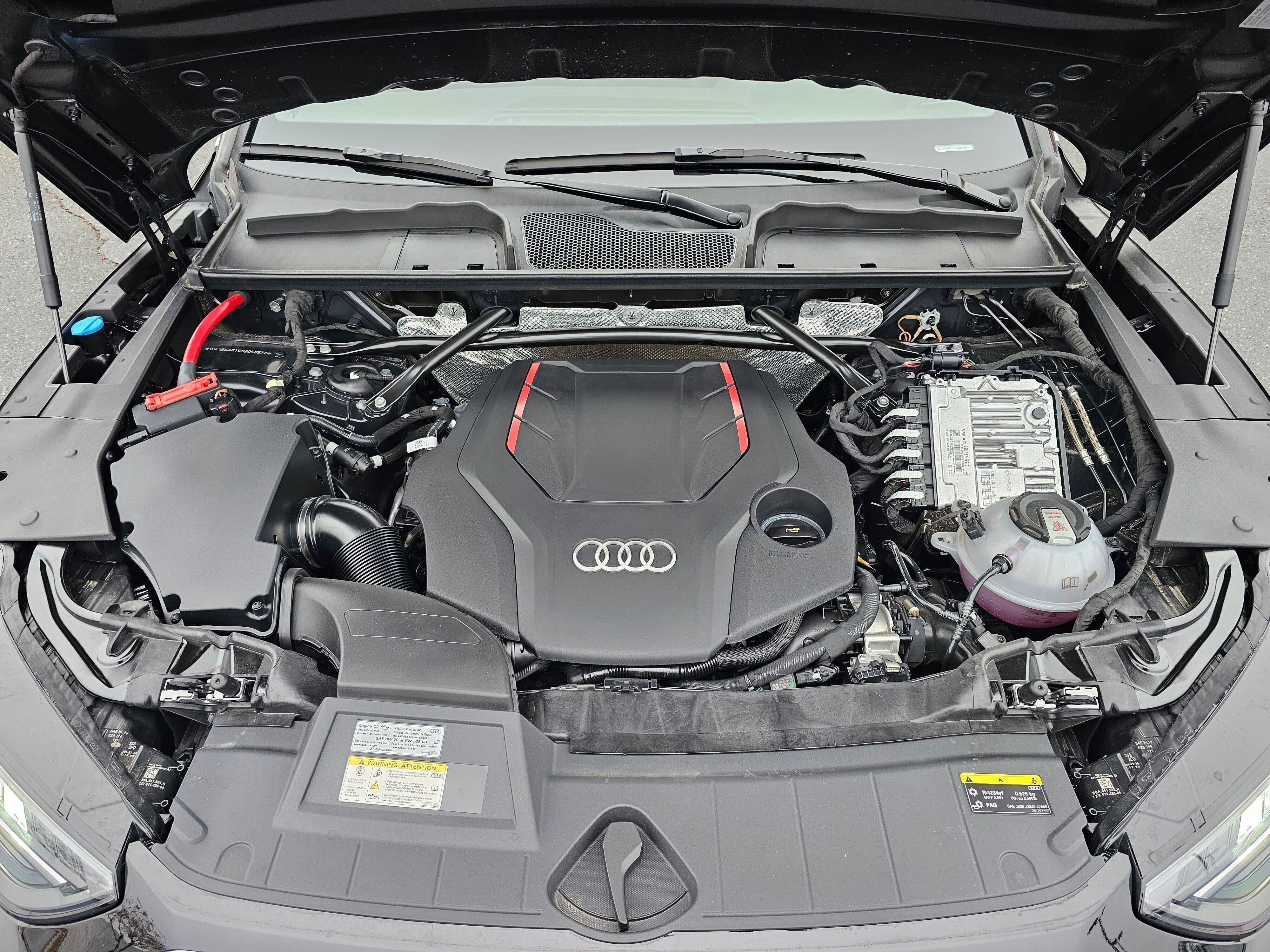 Certified 2025 Audi SQ5 Premium Plus w/ Premium Plus Package AWD/4WD image 9