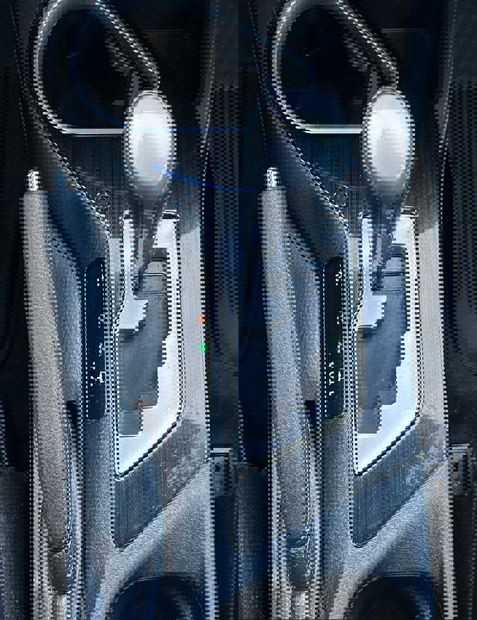 Used 2017 Toyota RAV4 Limited image 39