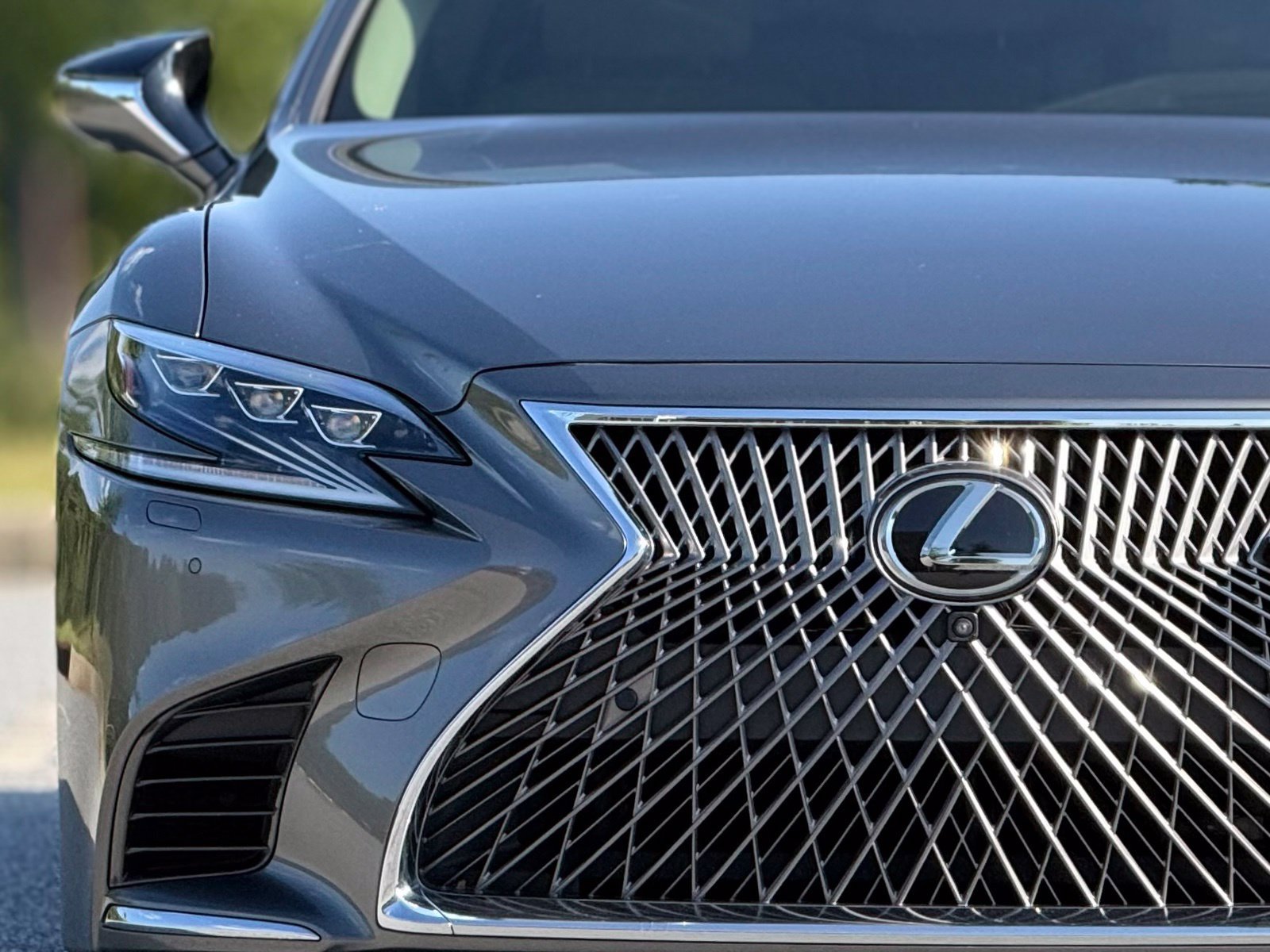 Used 2018 Lexus LS 500 w/ Interior Upgrade Package RWD image 14
