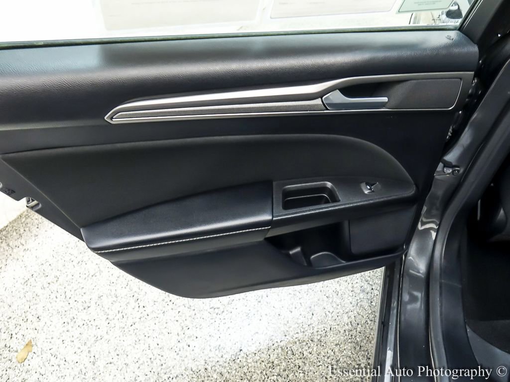 Certified 2019 Ford Fusion SE FWD image 22