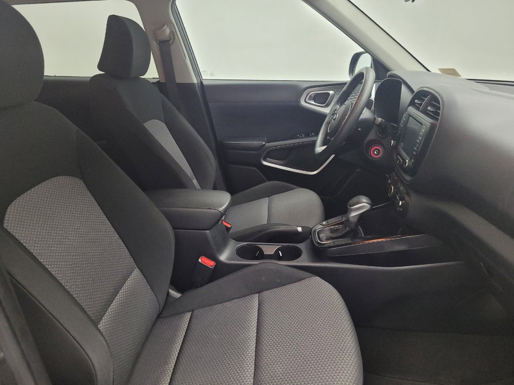 Used 2021 Kia Soul LX FWD image 21