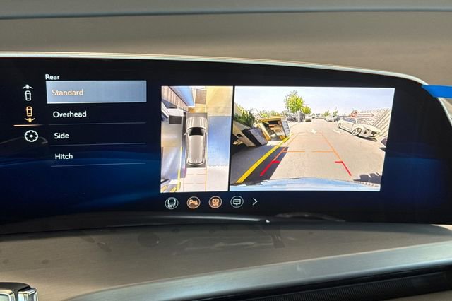New 2026 Cadillac Vistiq Sport w/ LPO, Floor Liner Package image 21
