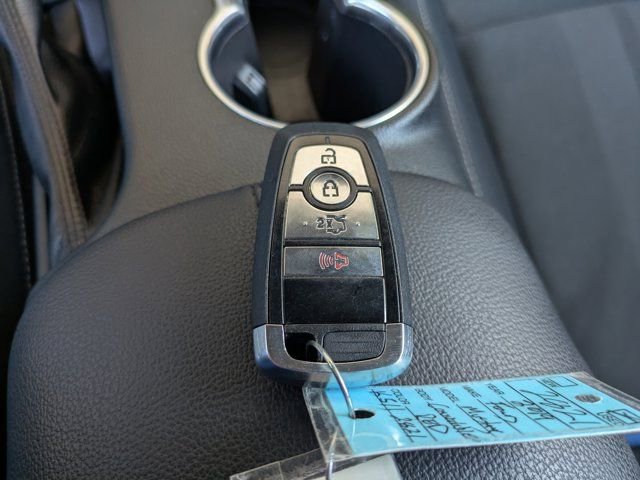 Certified 2019 Ford Mustang EcoBoost w/ Black Accent Package image 28