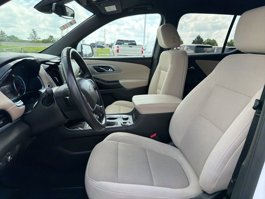 Used 2022 Chevrolet Traverse LT AWD/4WD image 22