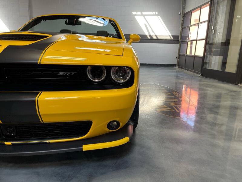 Used 2017 Dodge Challenger SRT w/ Technology Group image 4