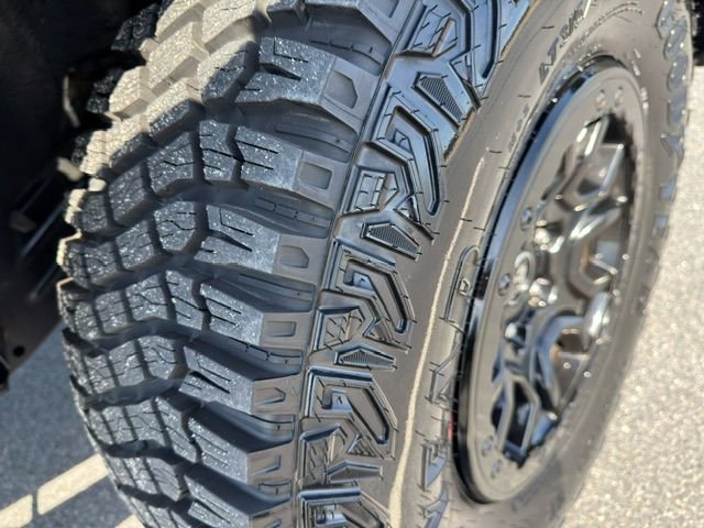 Used 2023 Ford Bronco Big Bend w/ Sasquatch Package AWD/4WD image 22