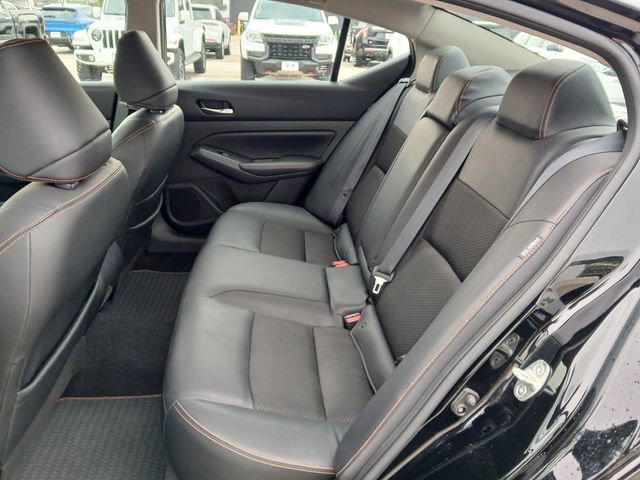 Used 2020 Nissan Altima 2.5 SR w/ Premium Package image 13