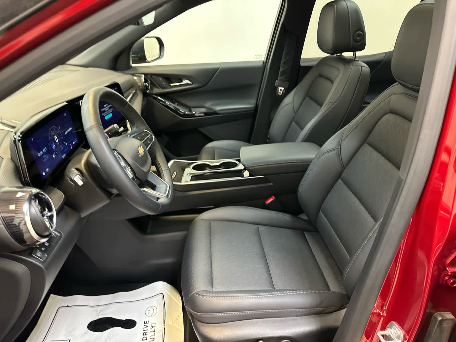 Certified 2025 Chevrolet Equinox LT w/ Convenience Package II image 4