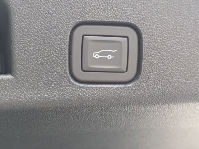 New 2026 Chevrolet Traverse LT FWD image 30