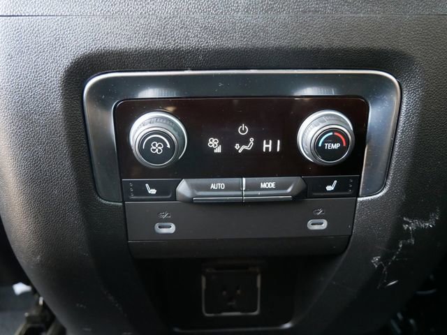 Used 2024 Chevrolet Suburban High Country AWD/4WD image 10