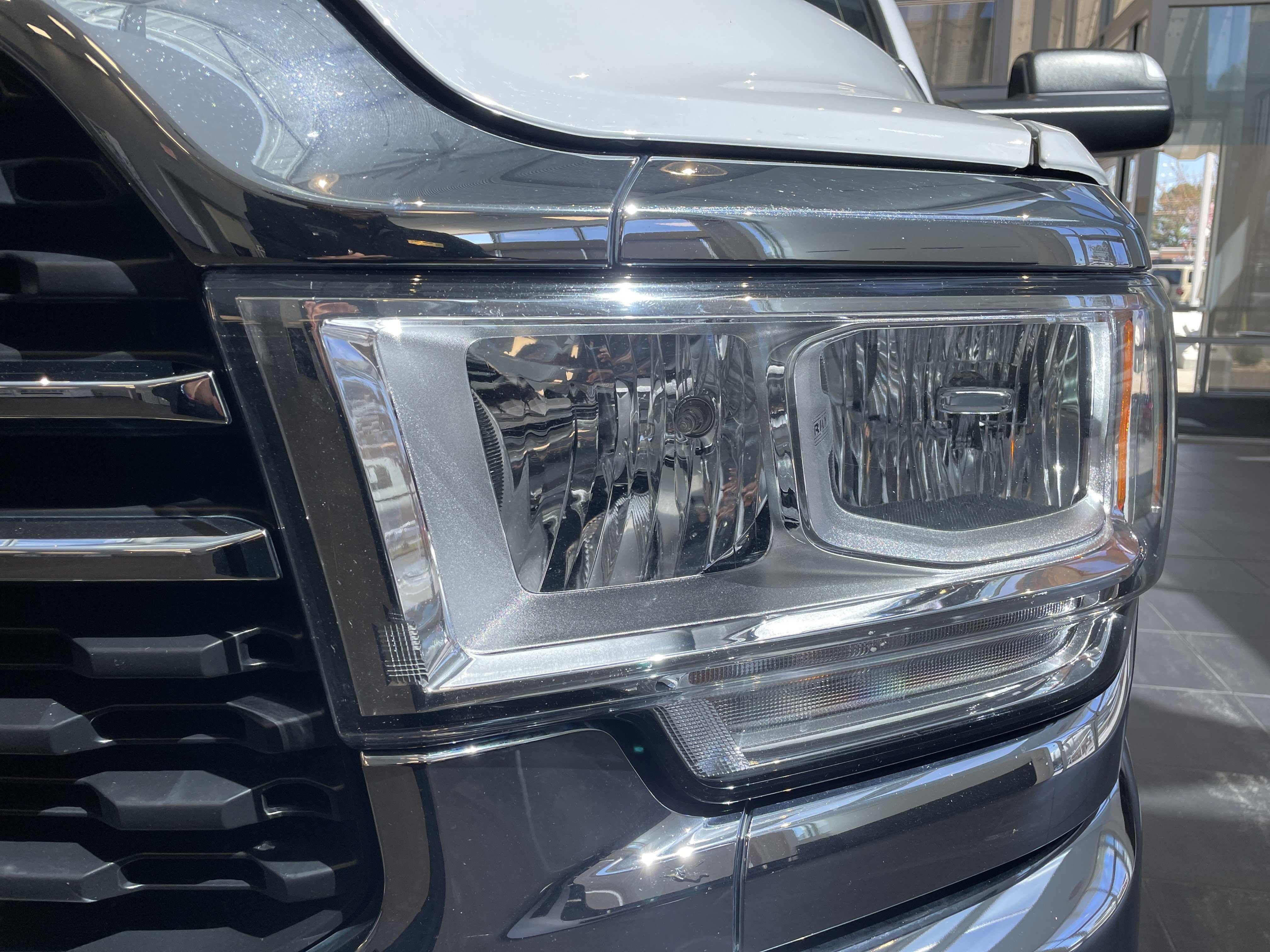 Used 2022 RAM 3500 Big Horn AWD/4WD image 5
