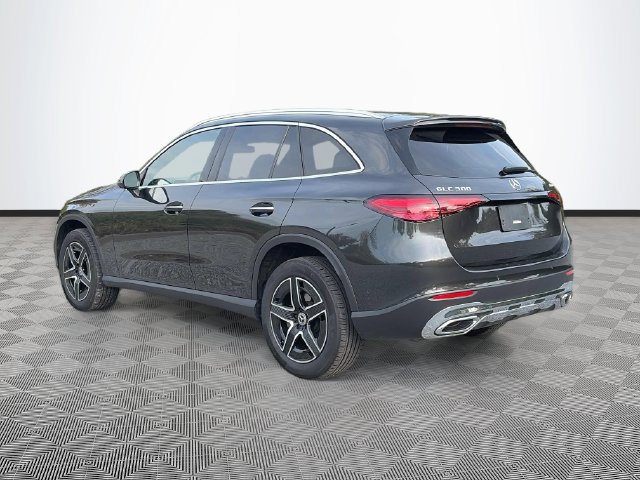 Certified 2026 Mercedes-Benz GLC 300 4MATIC image 4