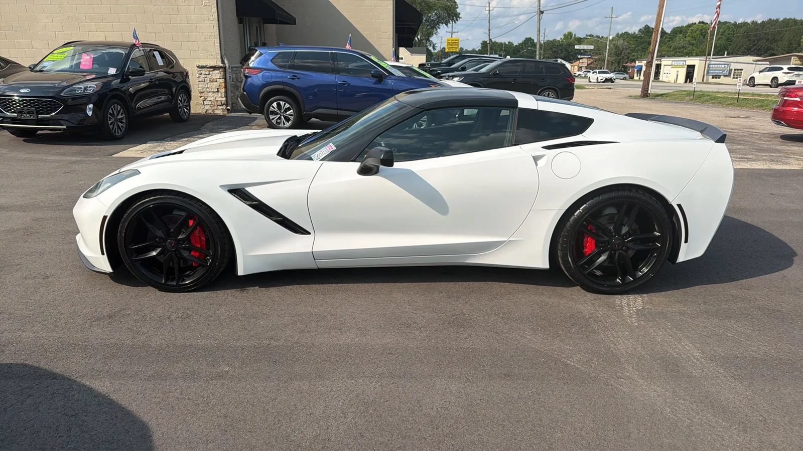 Used 2015 Chevrolet Corvette Stingray Coupe w/ 3LT Preferred Equipment Group RWD image 2