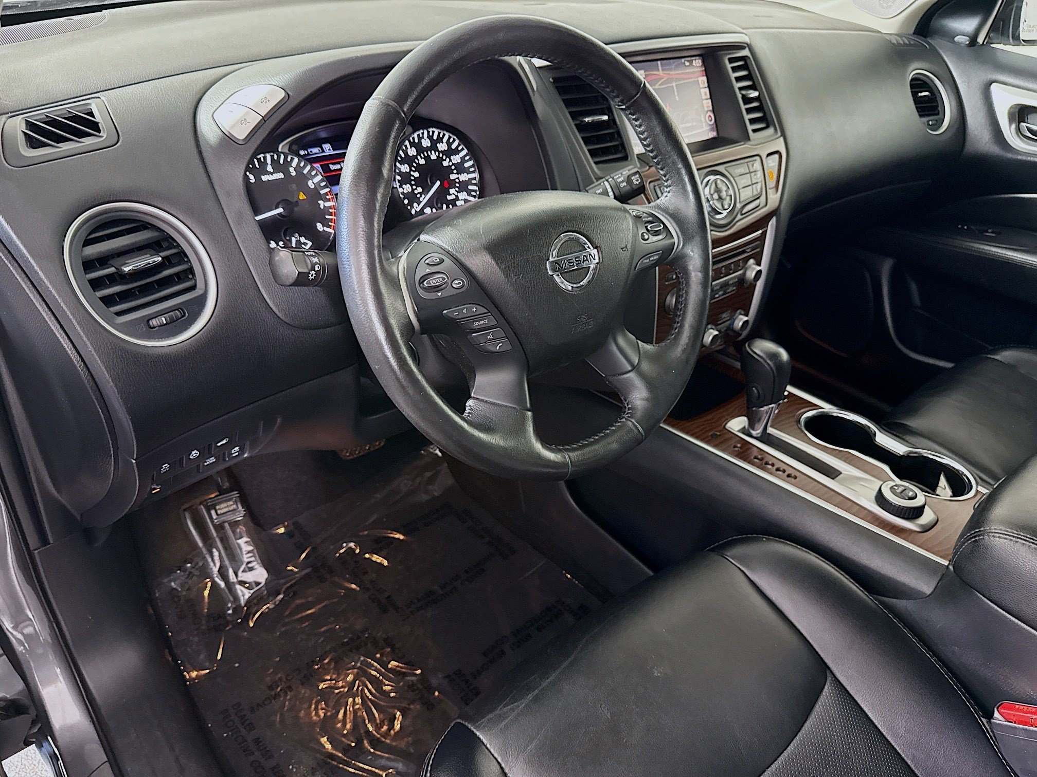 Used 2020 Nissan Pathfinder Platinum AWD/4WD image 23