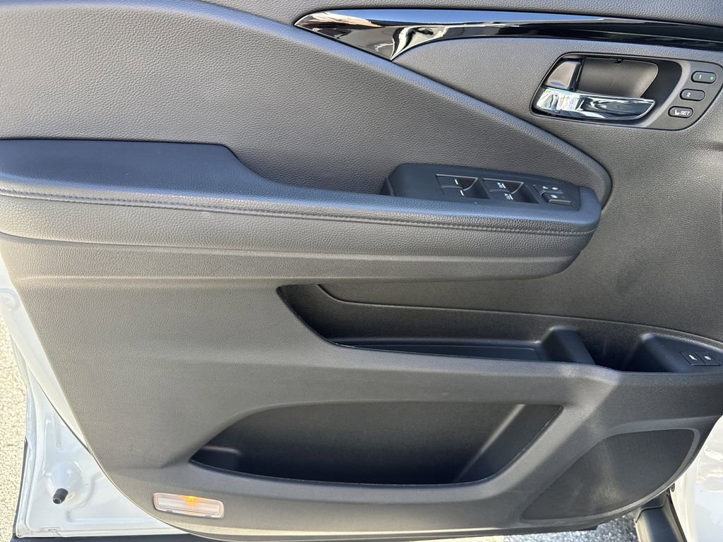 Used 2022 Honda Pilot Elite image 10