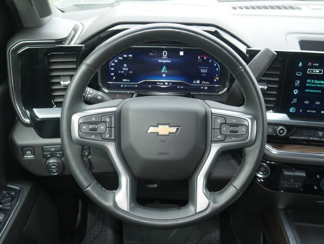 Used 2025 Chevrolet Silverado 3500 LT AWD/4WD image 17