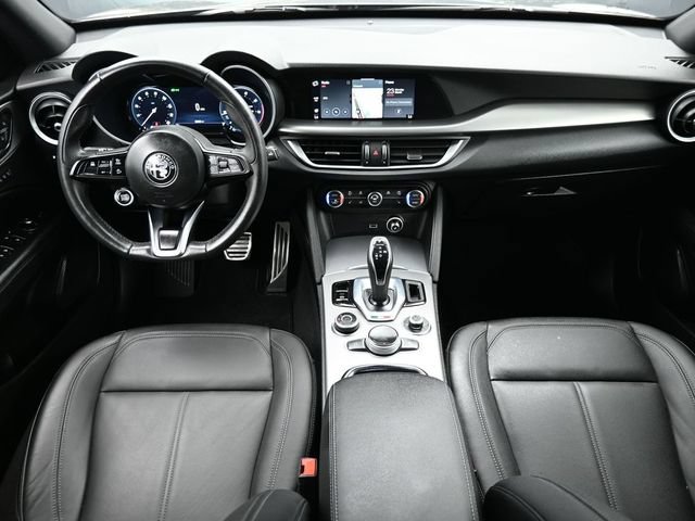 Used 2024 Alfa Romeo Stelvio Ti AWD/4WD image 11