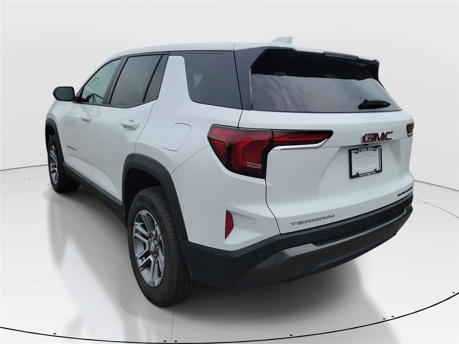 Used 2026 GMC Terrain Elevation FWD image 3