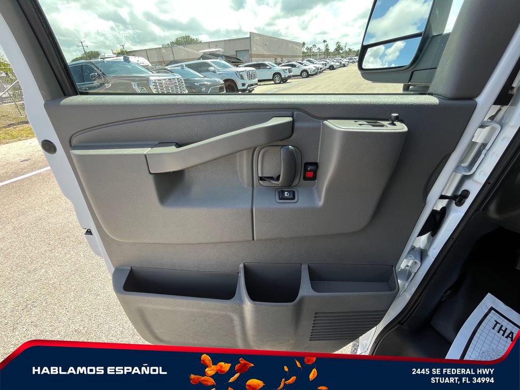 New 2026 GMC Savana 2500 w/ Driver Convenience Package RWD image 18